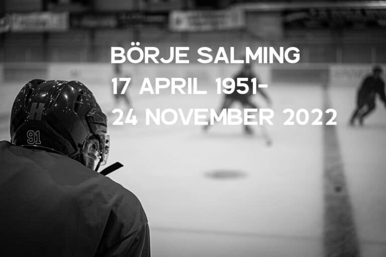 Ishockeyspel i svartvitt.